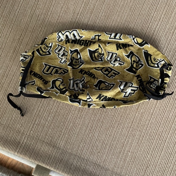 NEW Handmade UCF Face Mask - Picture 3 of 6